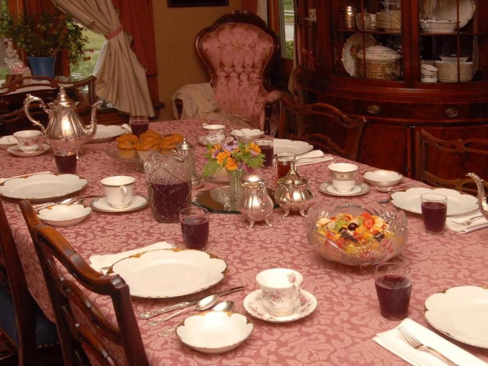 Victorian Loft Bed And Breakfast Клірфілд Екстер'єр фото