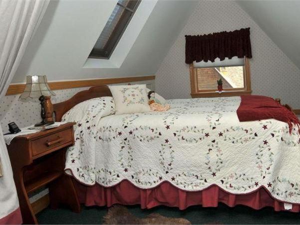 Victorian Loft Bed And Breakfast Клірфілд Екстер'єр фото